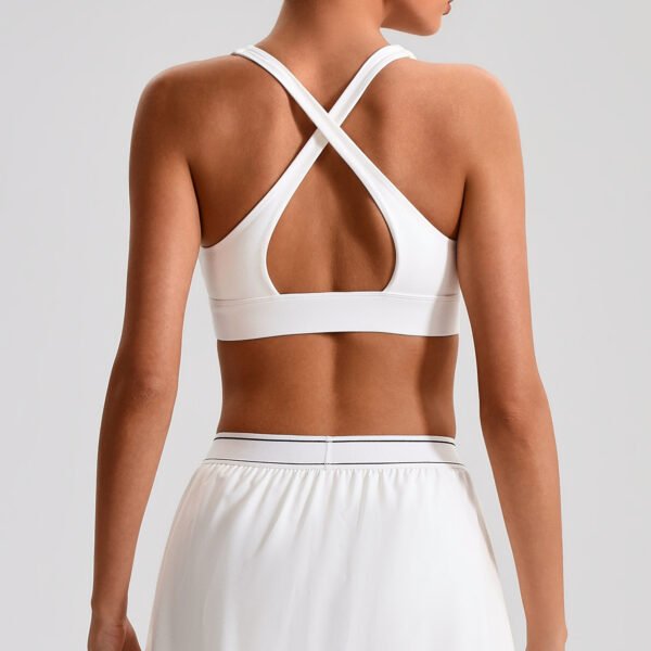 Criss-cross back yoga bra