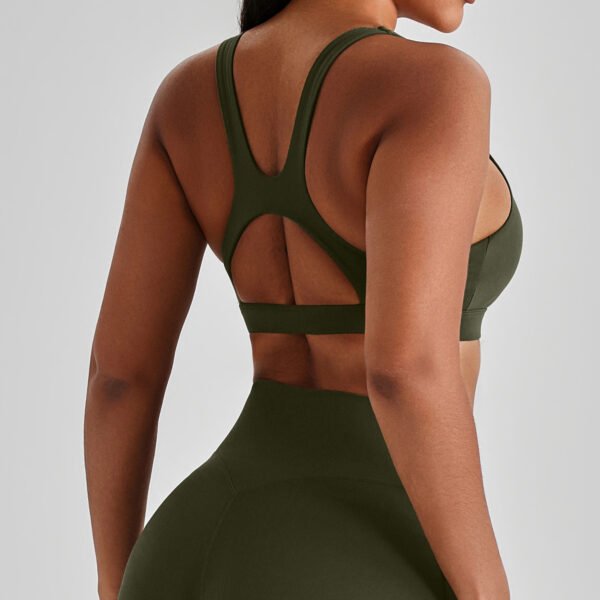 Shock-absorbing push-up yoga bra