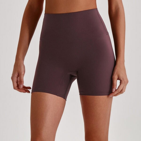 Naked-feel yoga shorts