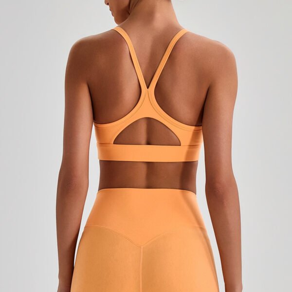 Nude-feel crisscross back sports bra