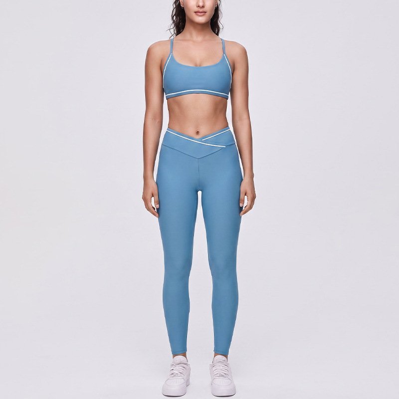 Two-piece yoga set with camisole top
