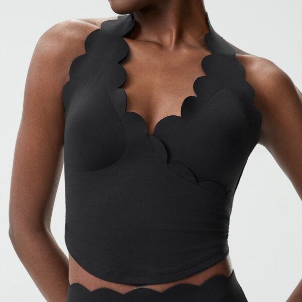 Teardrop-cup halter bra