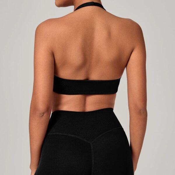 Square-neck halter bra