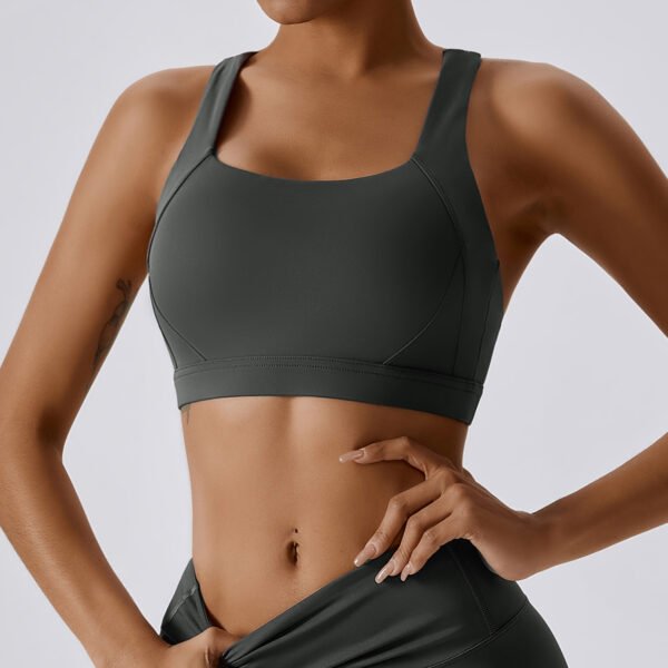 Cloud-feel fitted yoga tank top