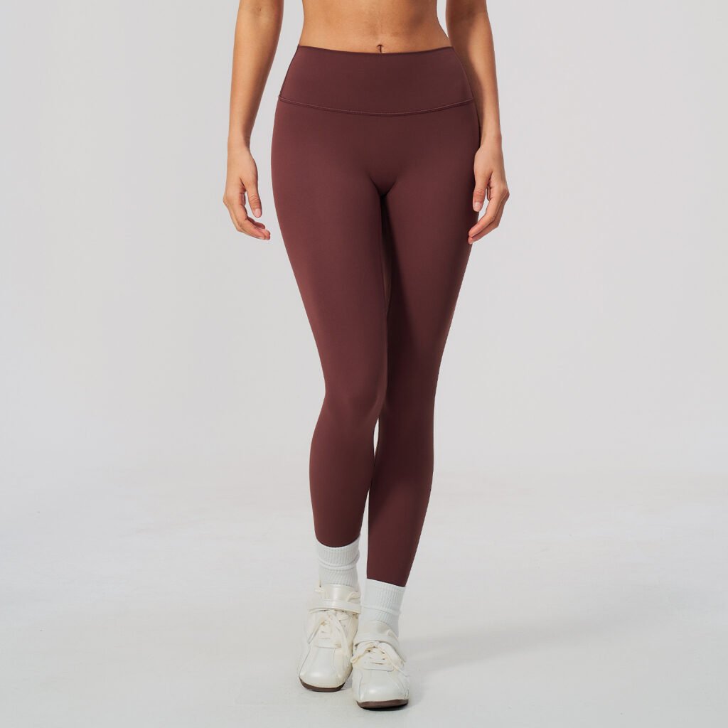 Brushed-finish tight athletic leggings