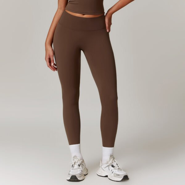 Brushed-finish tight athletic leggings
