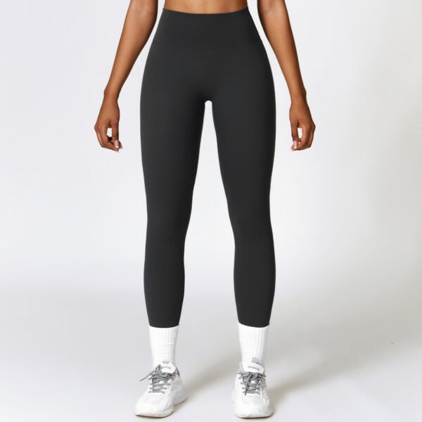 Brushed-finish tight athletic leggings