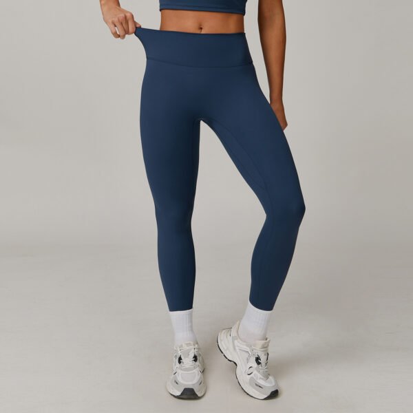 Brushed-finish tight athletic leggings