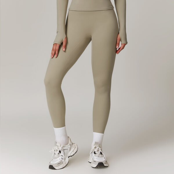Brushed-finish tight athletic leggings