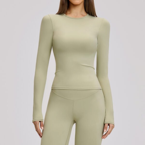 Brushed high-performance long-sleeve top