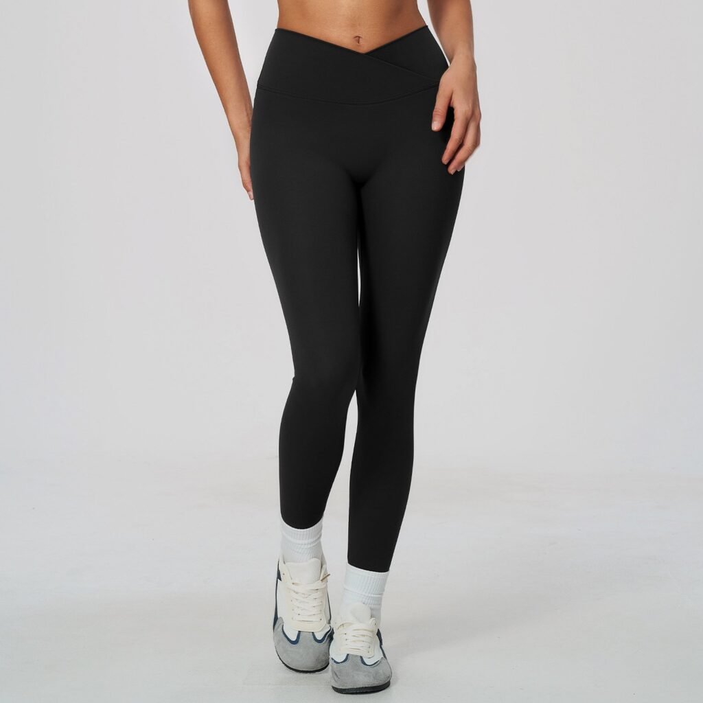 Naked-feel tight leggings
